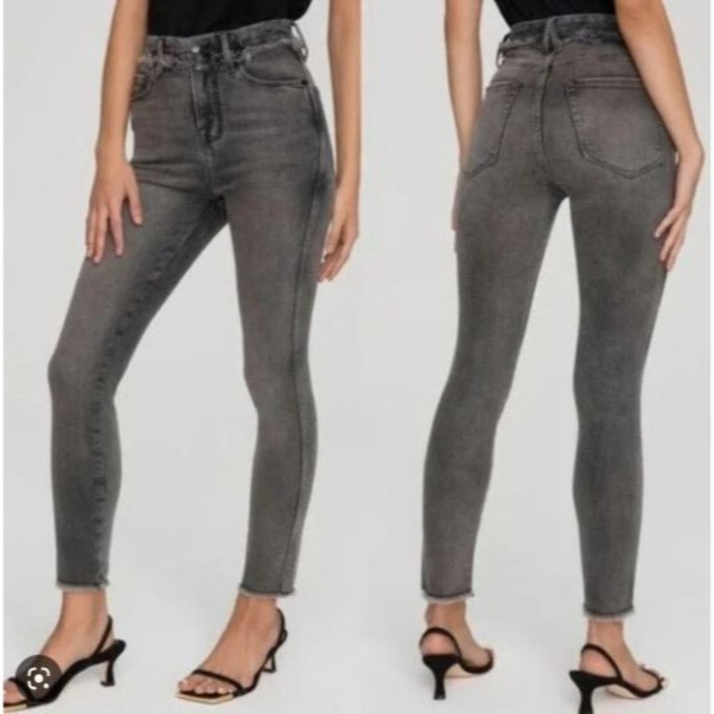 Good American Good Curve Skinny Crop Jeans Black Size 10/30 NWT